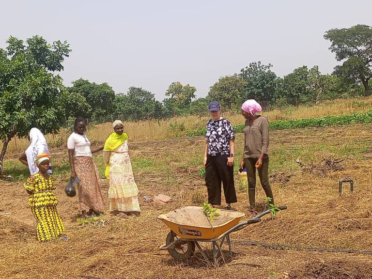 Burkina: L&rsquo;association «Femme en marche» vole aux secours des Personnes déplacées internes (PDI)