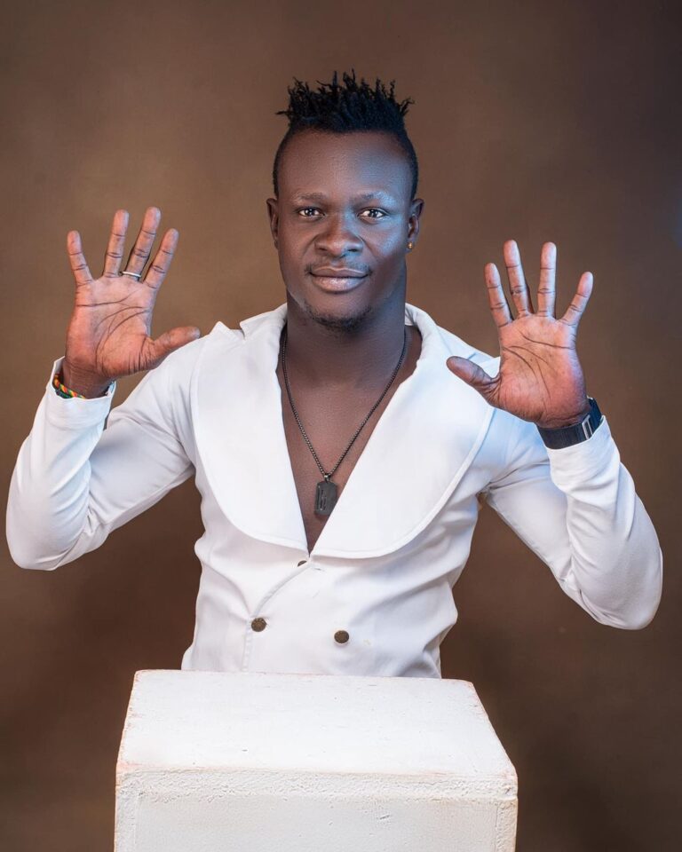 INTERVIEW: Sofiano annonce la sortie de son 4e album en février 2024