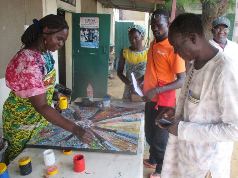 FIADPUP 2024: Mariam SOUGUÉ, l&rsquo;une des voix de l&rsquo;environnement et de la culture burkinabè au Festival de N&rsquo;Djamena