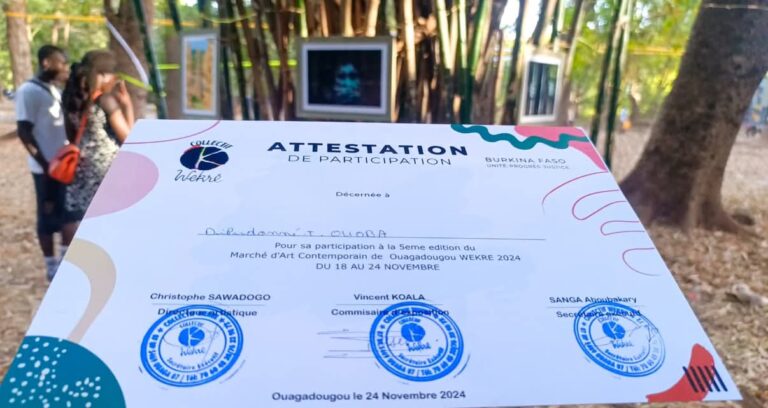 Entre Foi et Silence : Les oeuvres évocatrices de DTO Pictures design au Marché International d&rsquo;Arts Contemporains