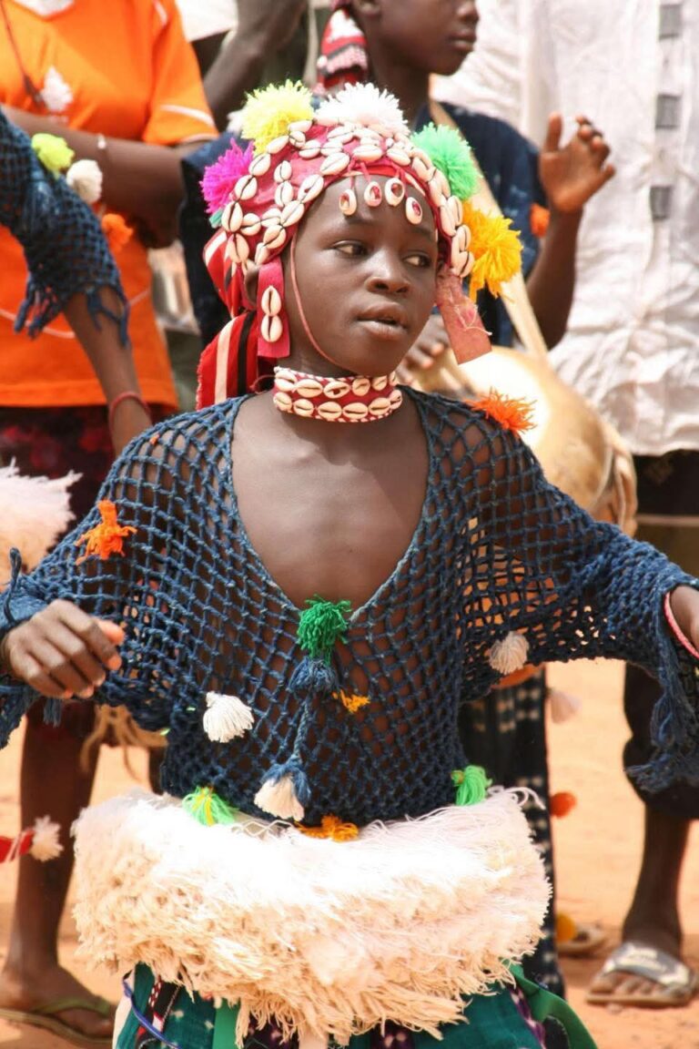 À la découverte de la danse Warba : un pilier du patrimoine moaga