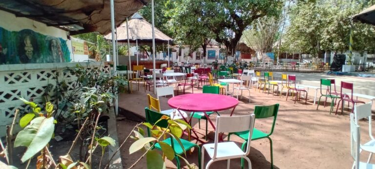Le Centre Les Bambous : un carrefour culturel et culinaire au cœur de Bobo-Dioulasso