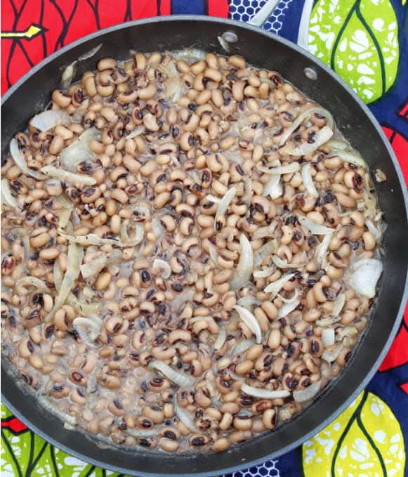 Le benga, pilier de la cuisine burkinabè : un plat simple, nourrissant et populaire