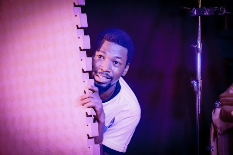 Mimpamba Thomas Combari, une voix forte du théâtre burkinabè et international