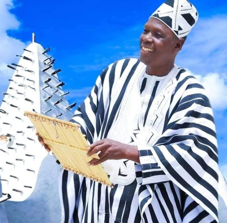 Bakary Dembélé : Le « maître du Tianhoun », à la quête d’une identité musicale burkinabè