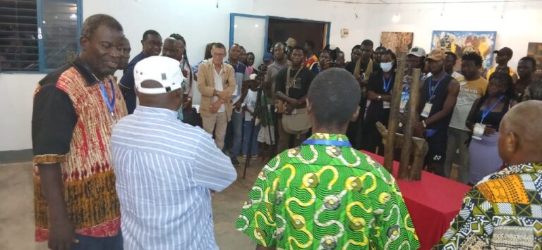 FITMO 2025: des artistes peintres de renommée internationale célèbrent l’art et l’écologie à l’Espace Gambidi