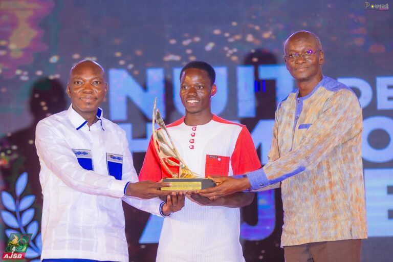 Le BAOBAB Floorball Club reçu à la mairie de Saaba : reconnaissance officielle et émergence du talent Julien Nana