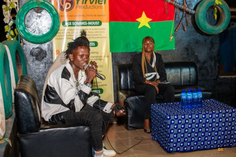 « Tond Zaabré » : Damssi 32GB mobilise la musique pour soutenir les forces nationales