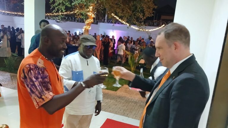 DIPLOMATIE : la résidence de l’Ambassadeur des Pays-Bas inaugurée sous le sceau de l’art et du dialogue interculturel