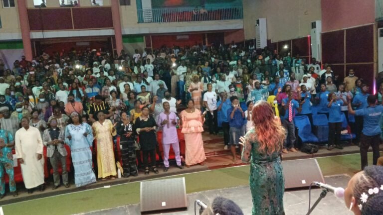 CONCERT : Edwige Sawadogo consacre sa carrière avec un premier grand concert live au CENASA