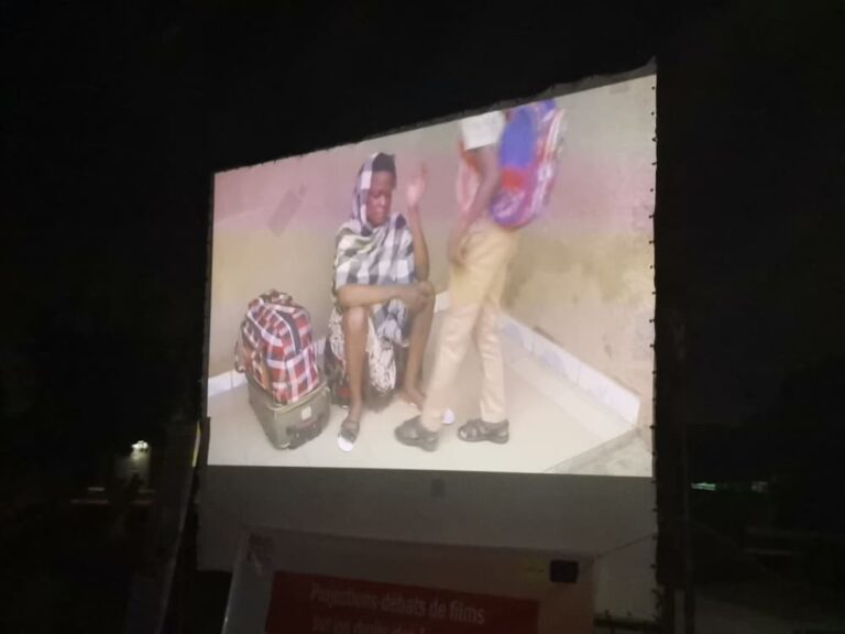 Projection-débat à Ouagadougou : Taafé Vision mobilisée contre les violences faites aux femmes
