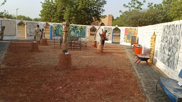 Burkina Faso : « Comeback », une immersion artistique entre diaspora et retour aux sources
